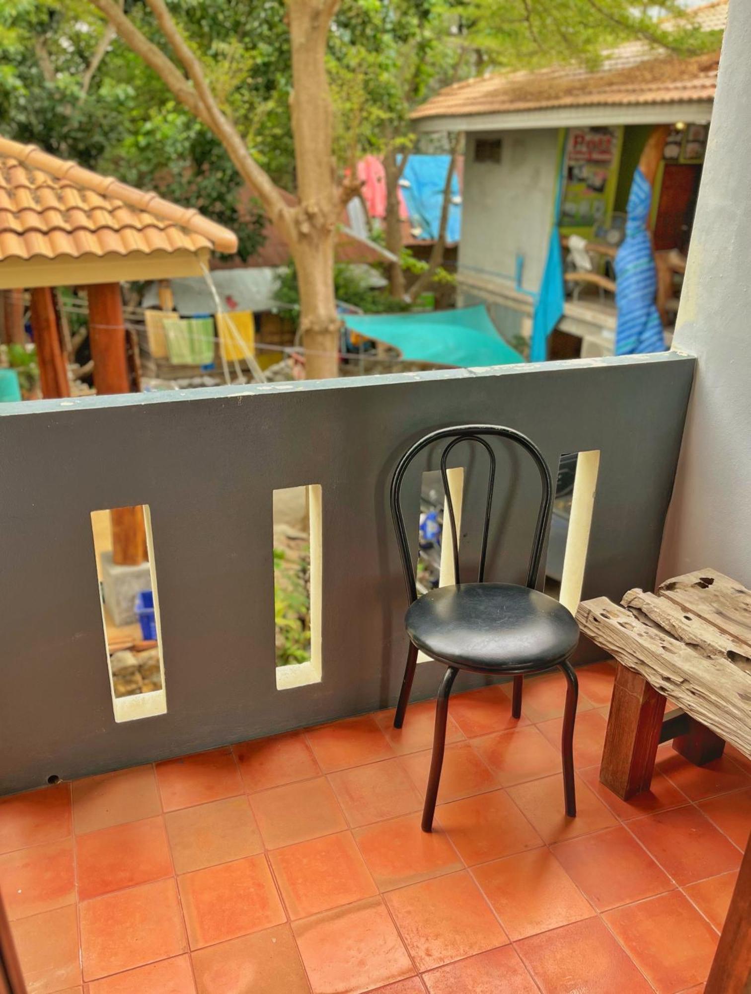 Pott Guesthouse Praia Chaweng Exterior foto